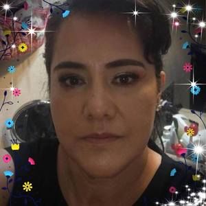 Meet your Posher, Beatriz